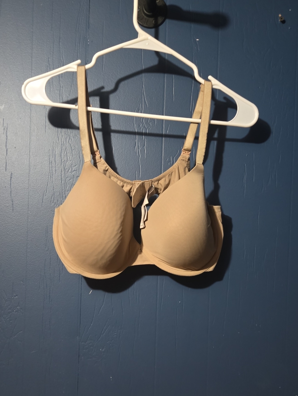 Victoria's Secret Beige Nude Underwire T-Shirt Bra